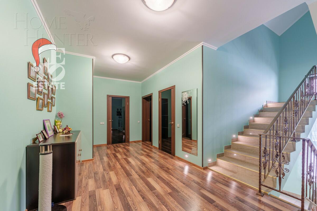 2-этажный коттедж 500 м² с отделкой