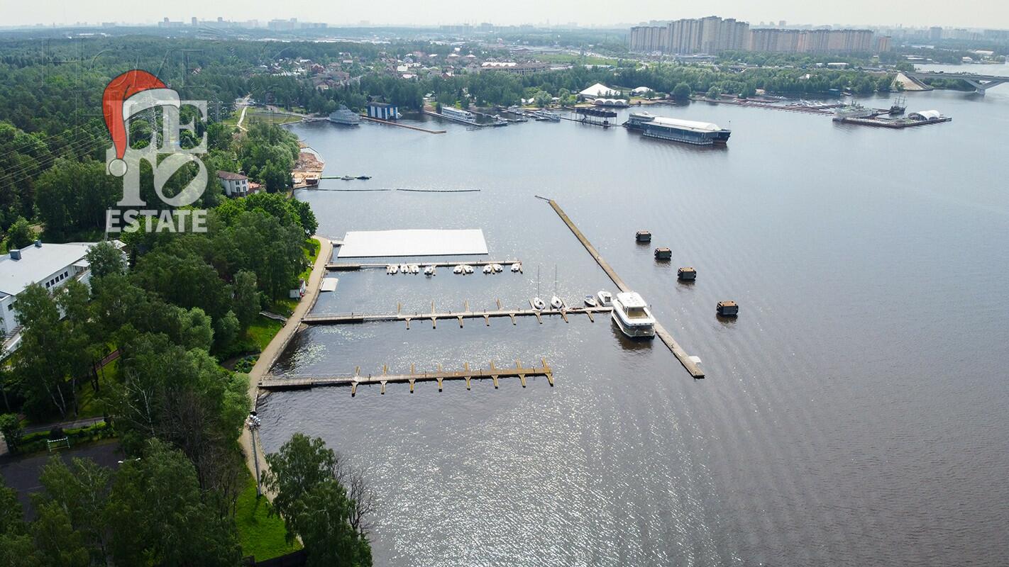 2-этажный коттедж 1 512 м² с отделкой