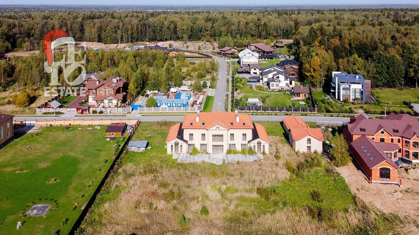 2-этажный коттедж 1 050 м² без отделки