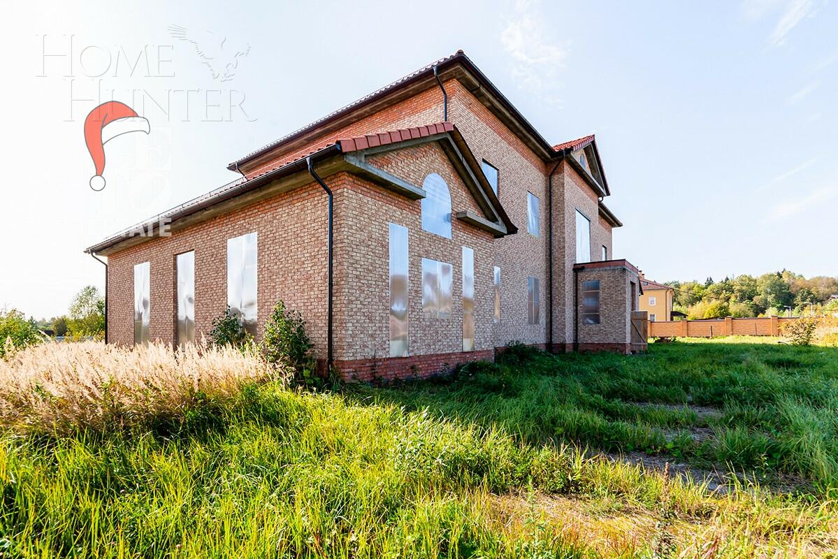 2-этажный коттедж 1 050 м² без отделки