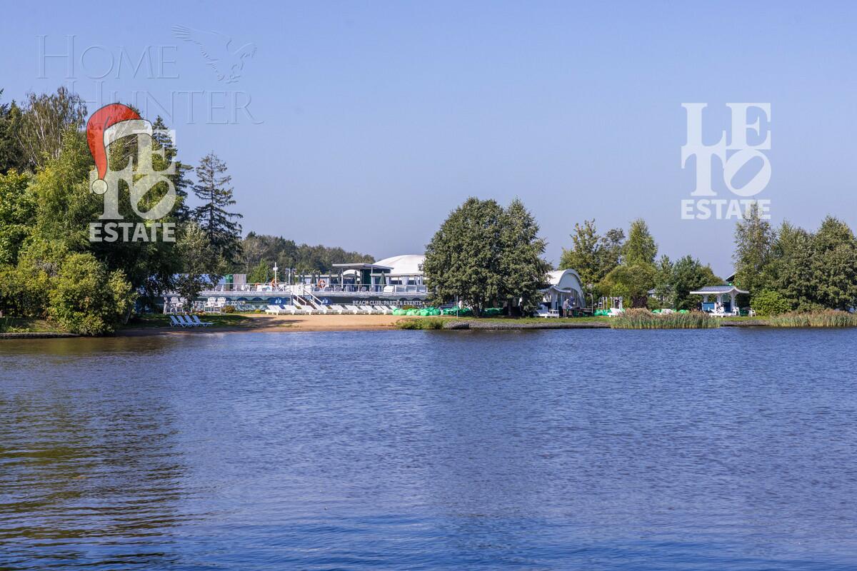 2-этажный коттедж 495.7 м² с отделкой