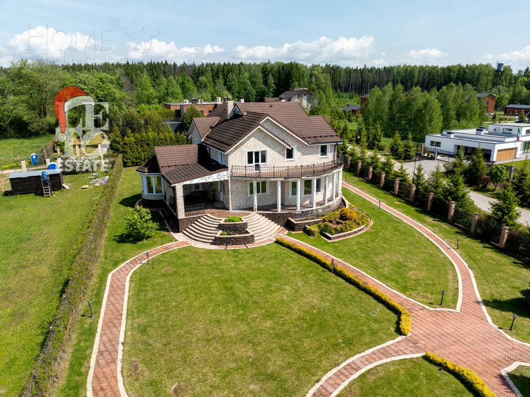 2-этажный коттедж 795 м² без отделки