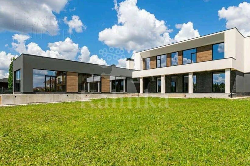 2-этажный коттедж 1 500 м² без отделки