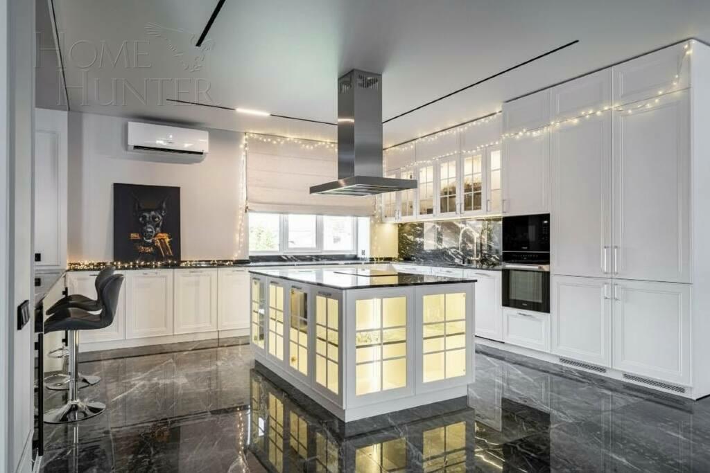 2-этажный коттедж 600 м² с отделкой