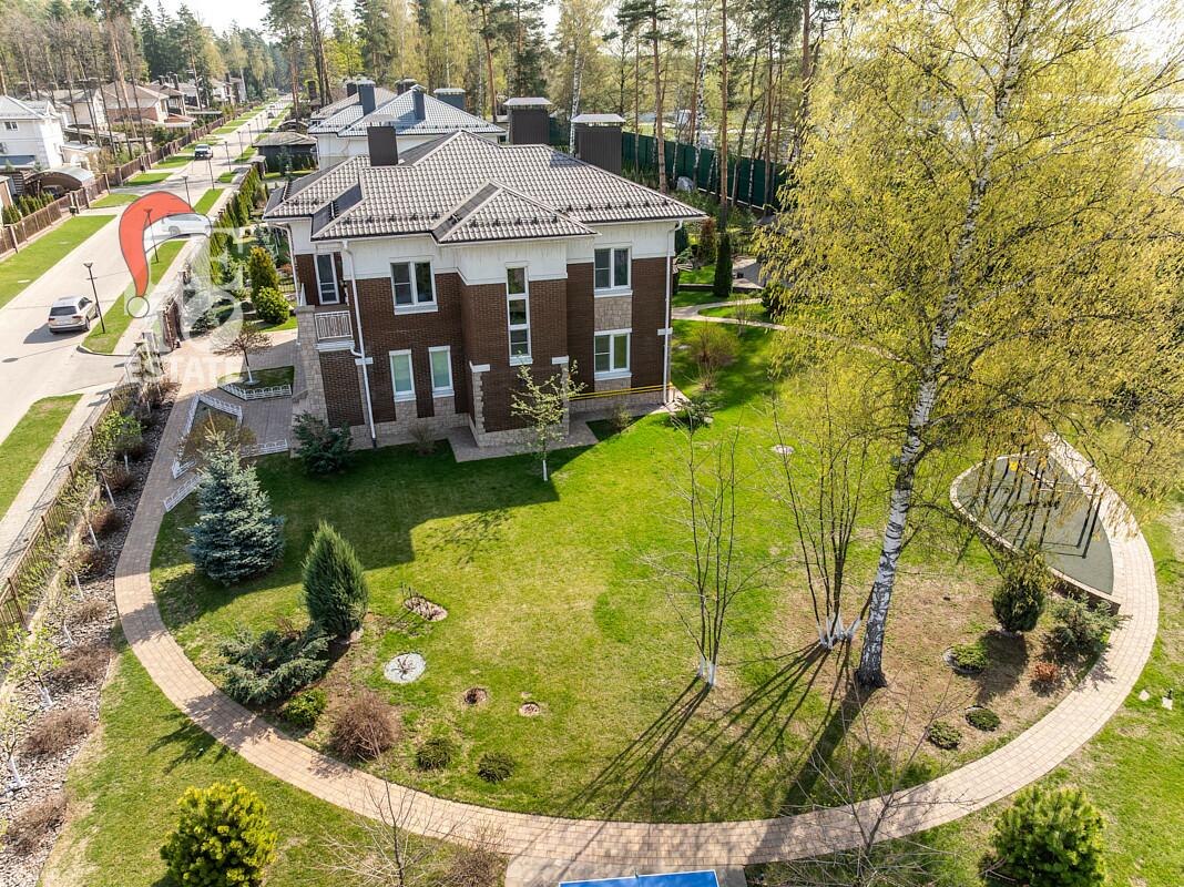 2-этажный коттедж 214 м² с отделкой