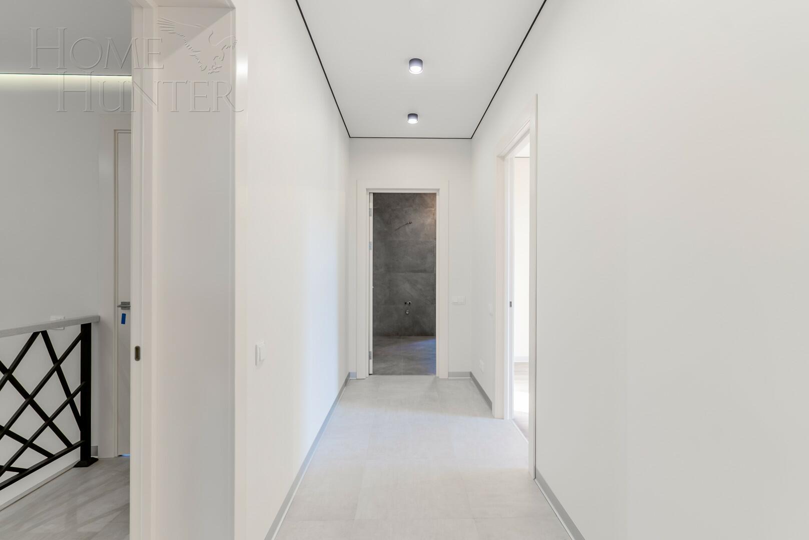 2-этажный коттедж 540 м² с отделкой