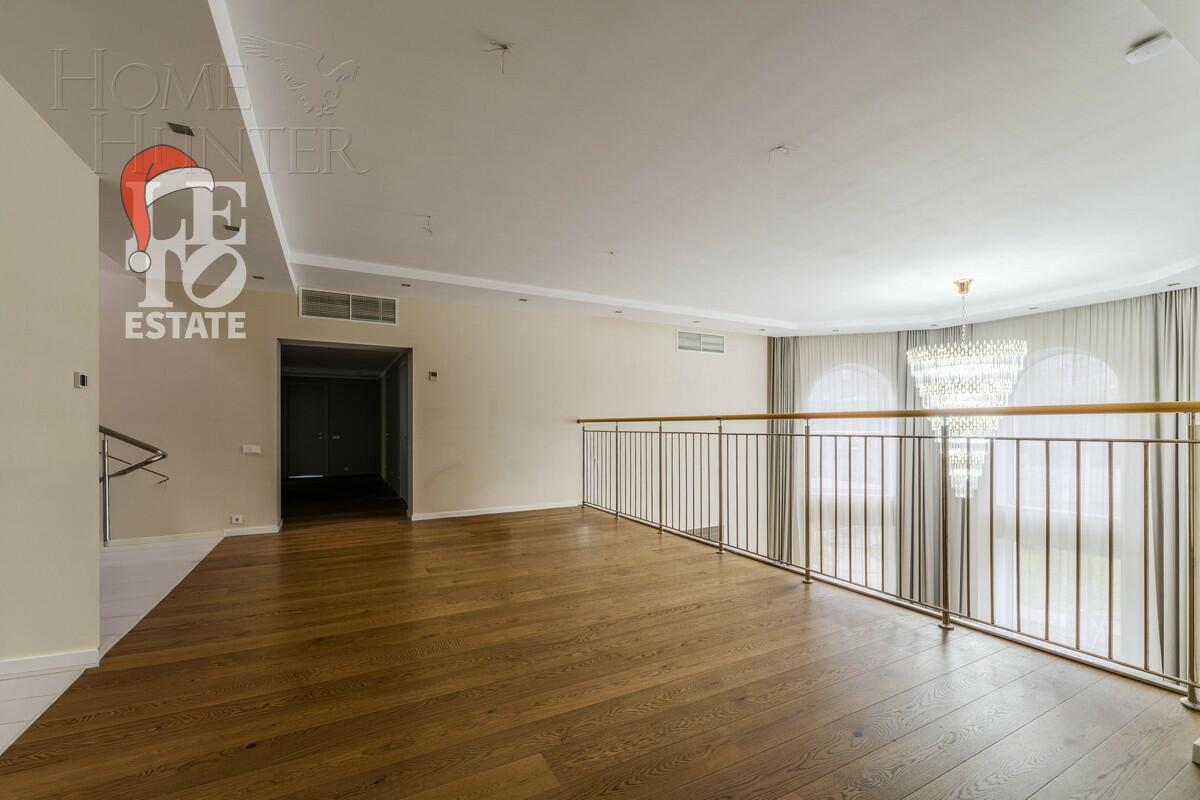 2-этажный коттедж 1 512 м² с отделкой