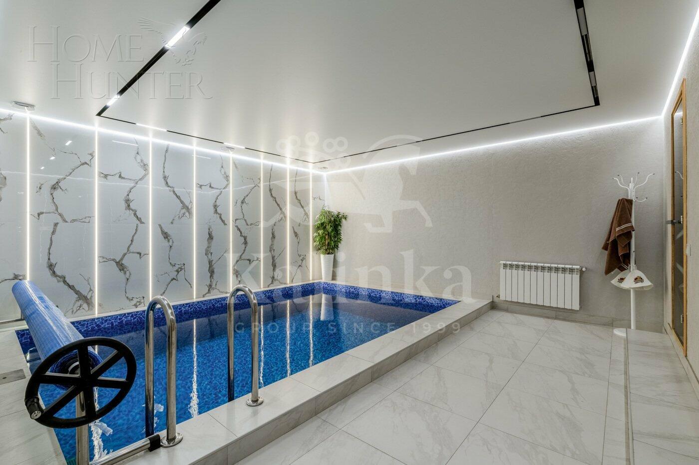 2-этажный коттедж 550 м² с отделкой