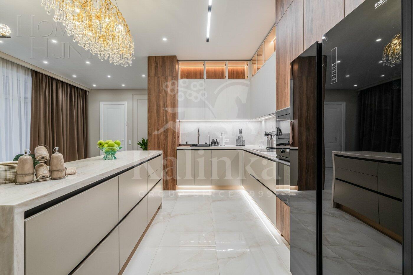 2-этажный коттедж 550 м² с отделкой