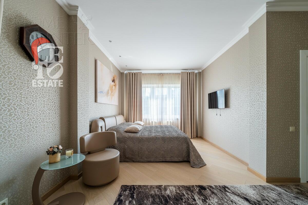 2-этажный коттедж 286.6 м² с отделкой