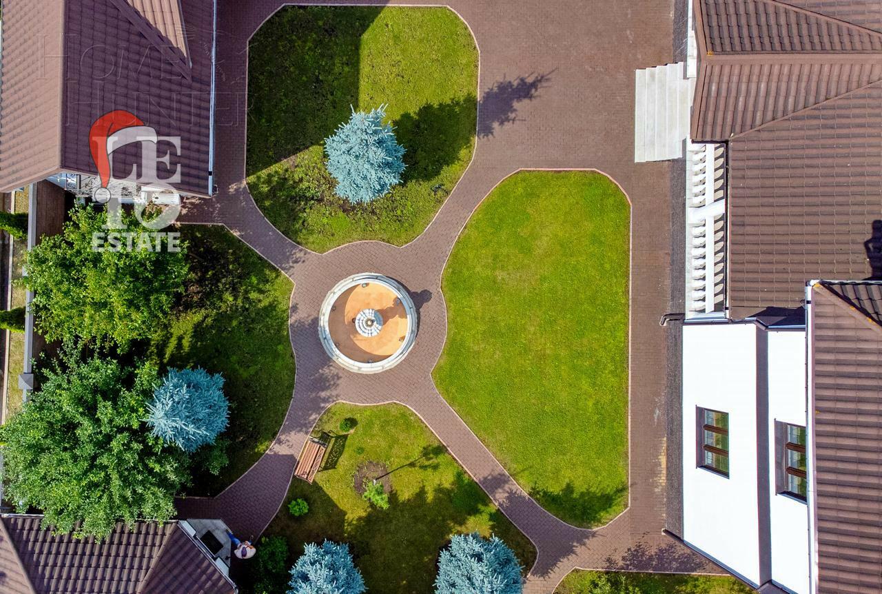 2-этажный коттедж 1 350 м² без отделки