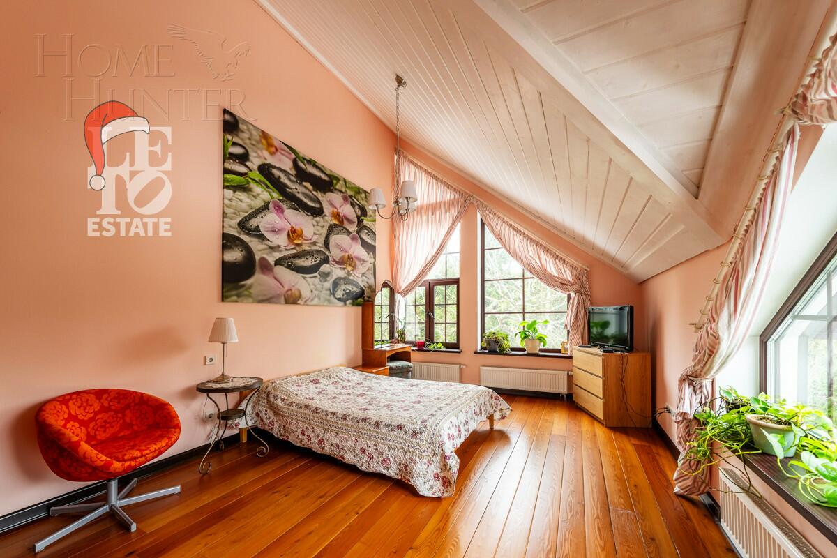 3-этажный коттедж 550 м² с отделкой