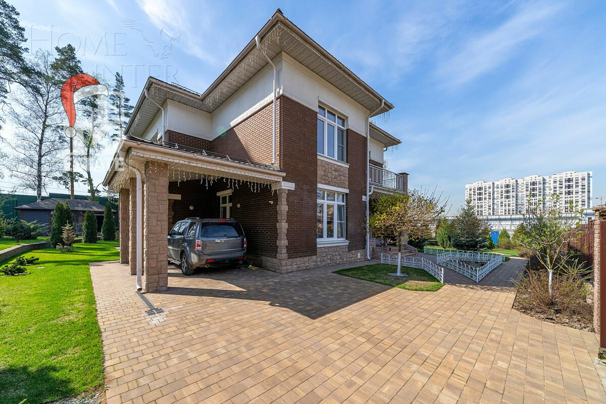 2-этажный коттедж 214 м² с отделкой