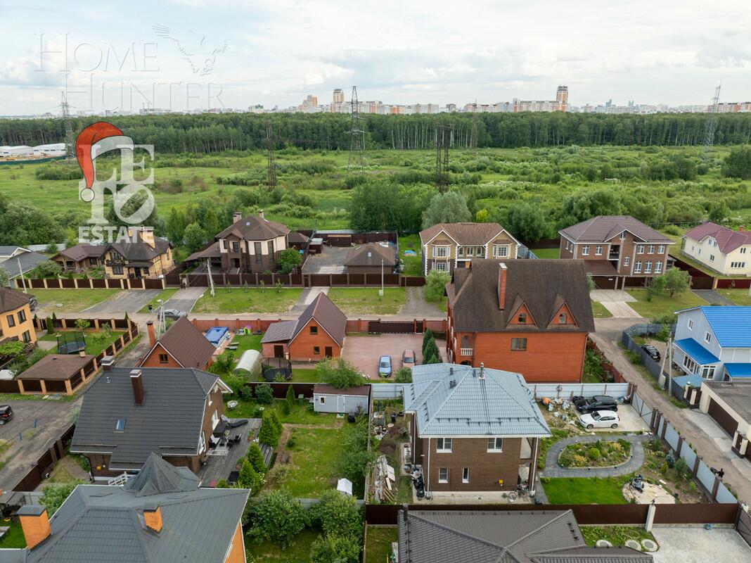 2-этажный коттедж 300.2 м² без отделки