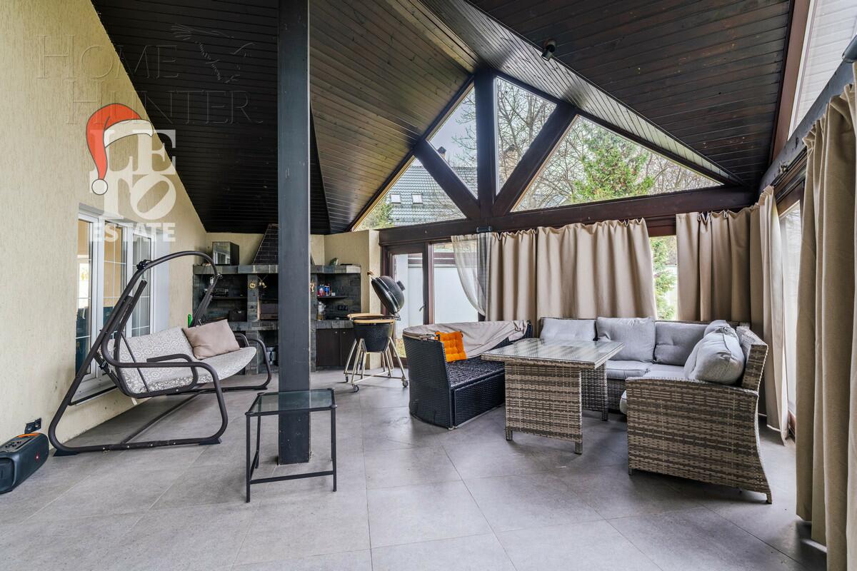 2-этажный коттедж 1 512 м² с отделкой