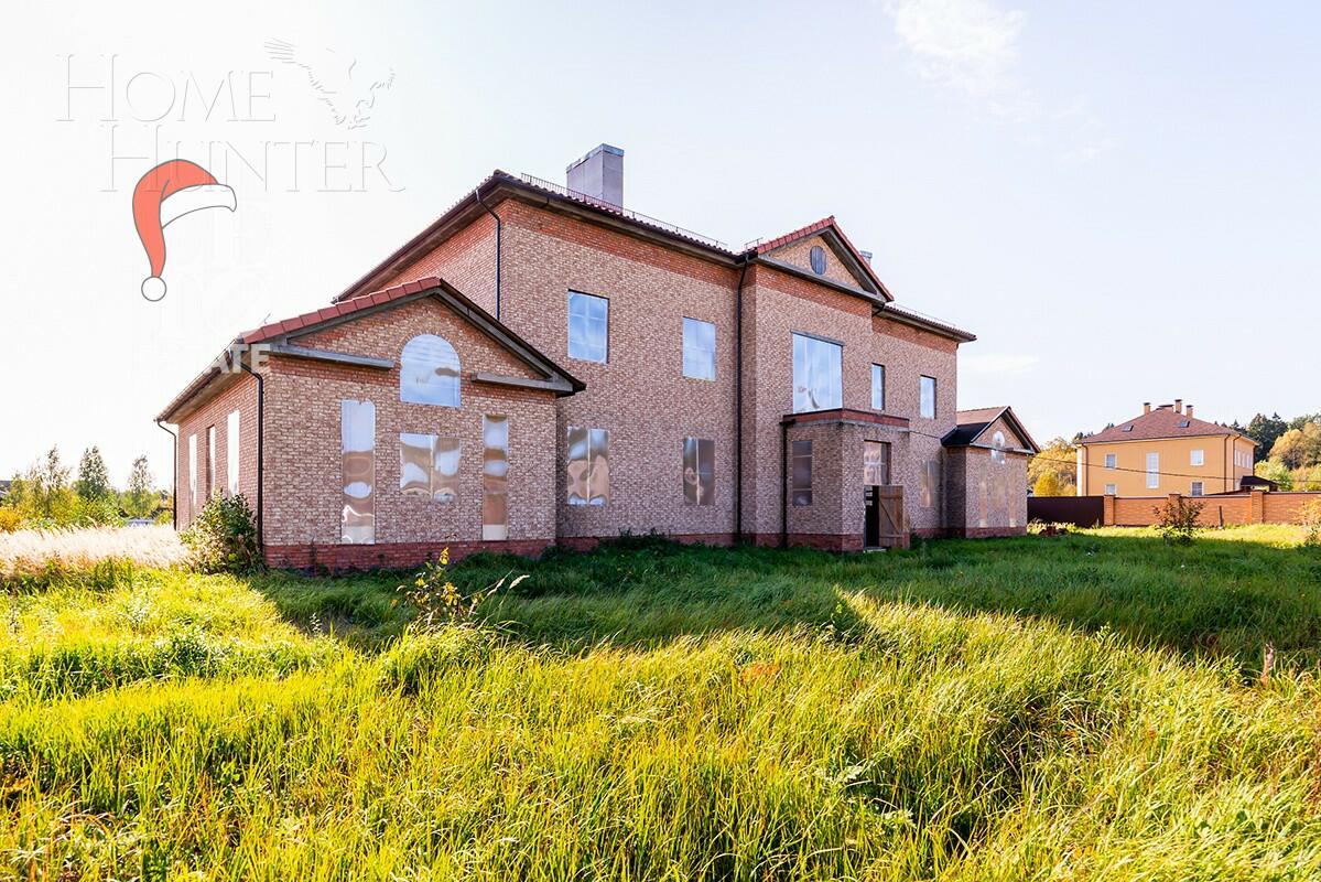 2-этажный коттедж 1 050 м² без отделки