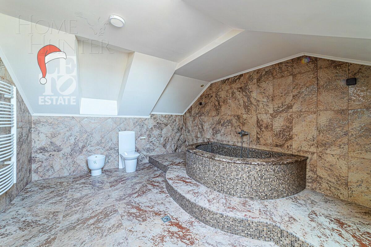 2-этажный коттедж 600 м² с отделкой