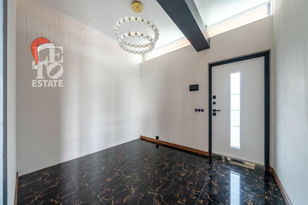 2-этажный коттедж 170 м² с отделкой