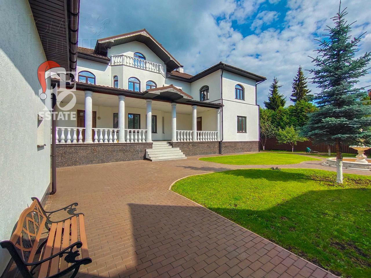 2-этажный коттедж 1 350 м² без отделки