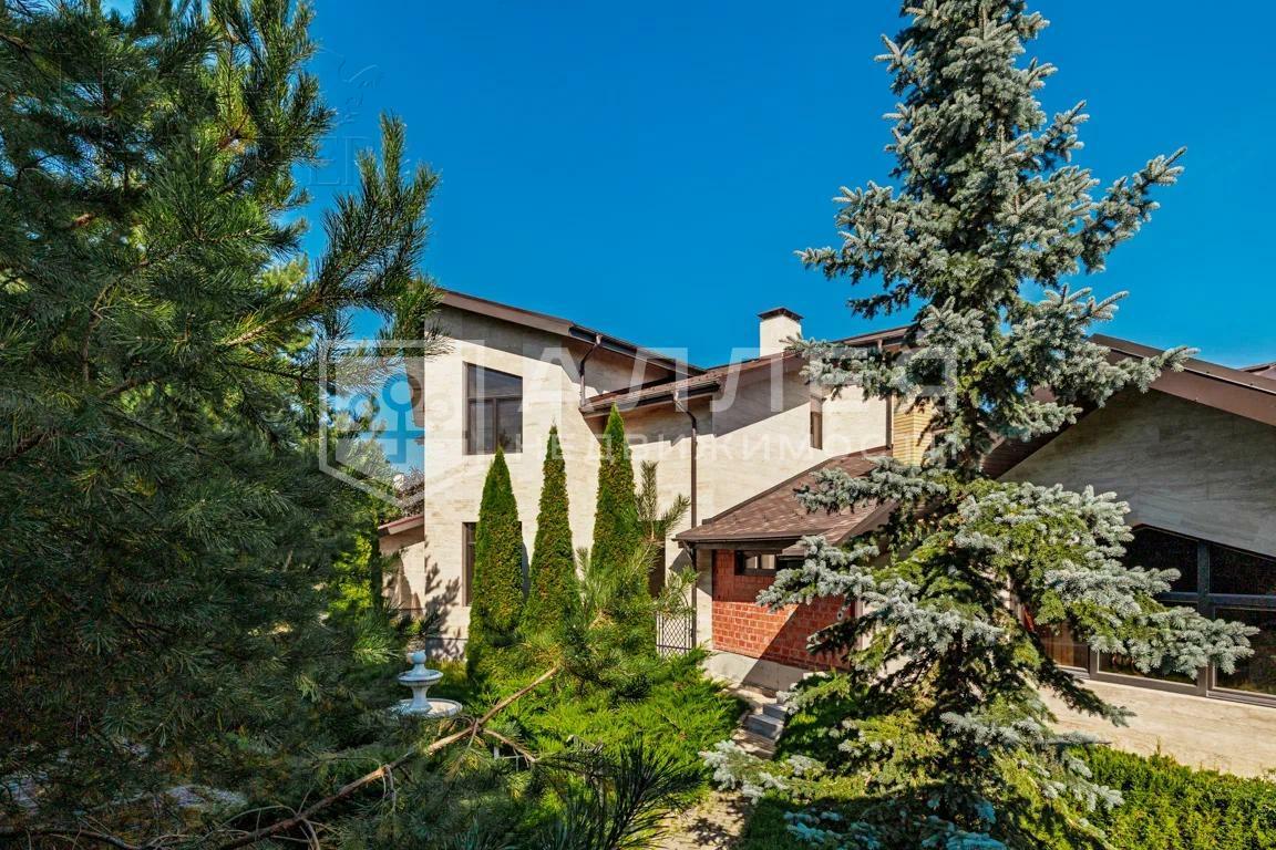 2-этажный коттедж 600 м² без отделки