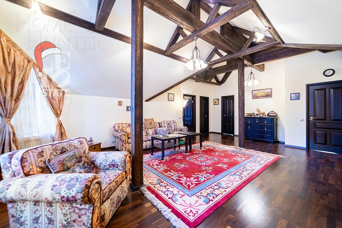 3-этажный коттедж 490 м² с отделкой