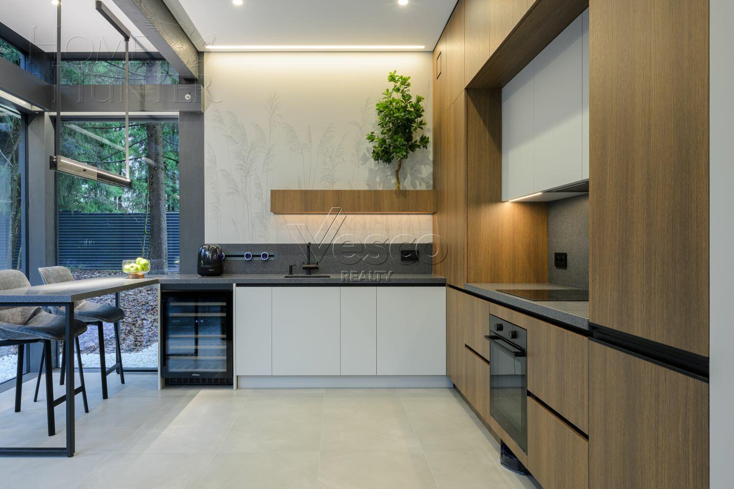 2-этажный коттедж 310 м² с отделкой