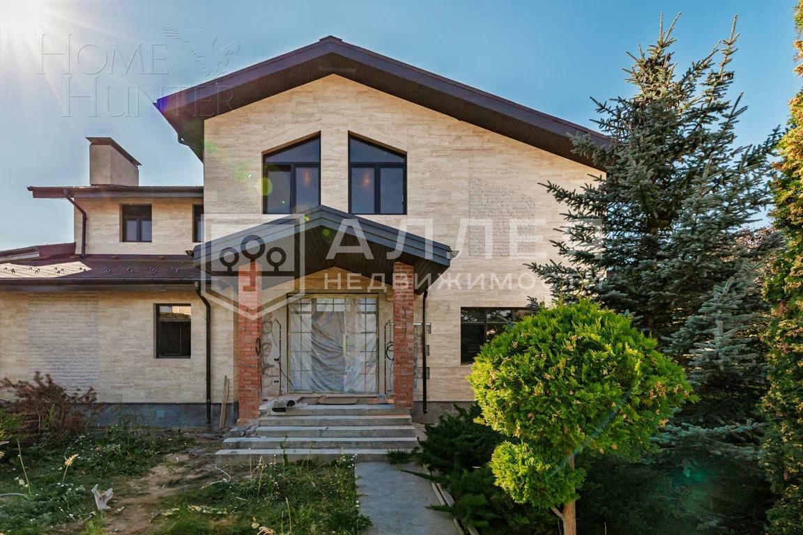 2-этажный коттедж 600 м² без отделки