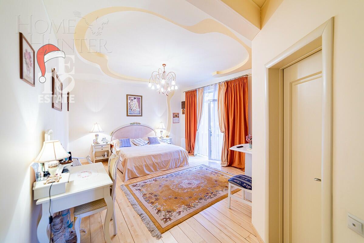 3-этажный коттедж 490 м² с отделкой