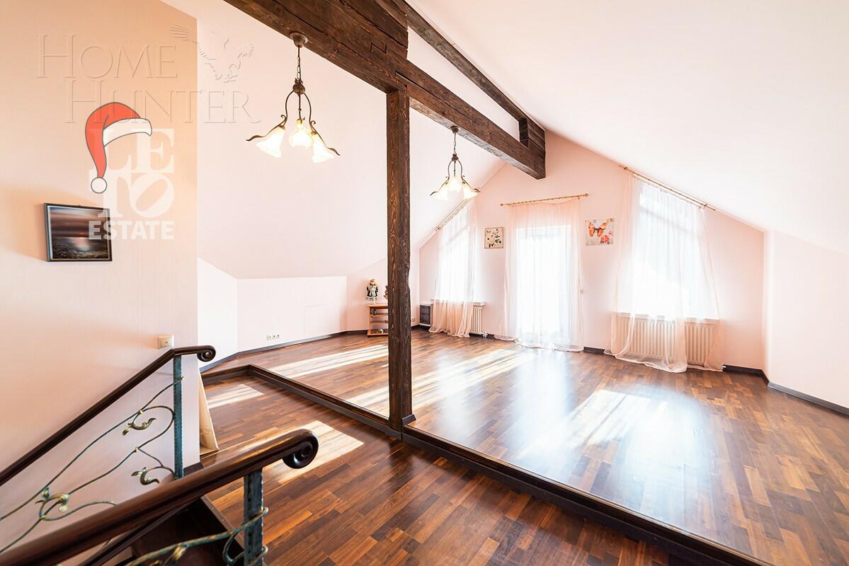 3-этажный коттедж 490 м² с отделкой