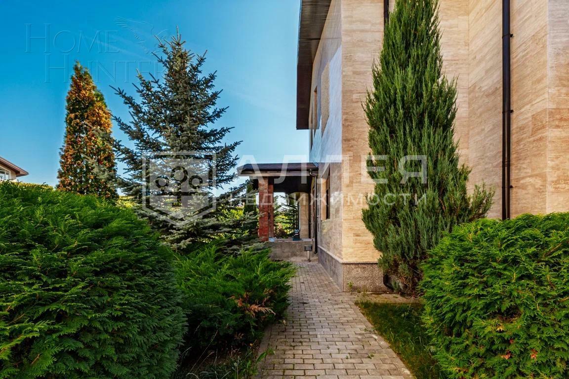 2-этажный коттедж 600 м² без отделки