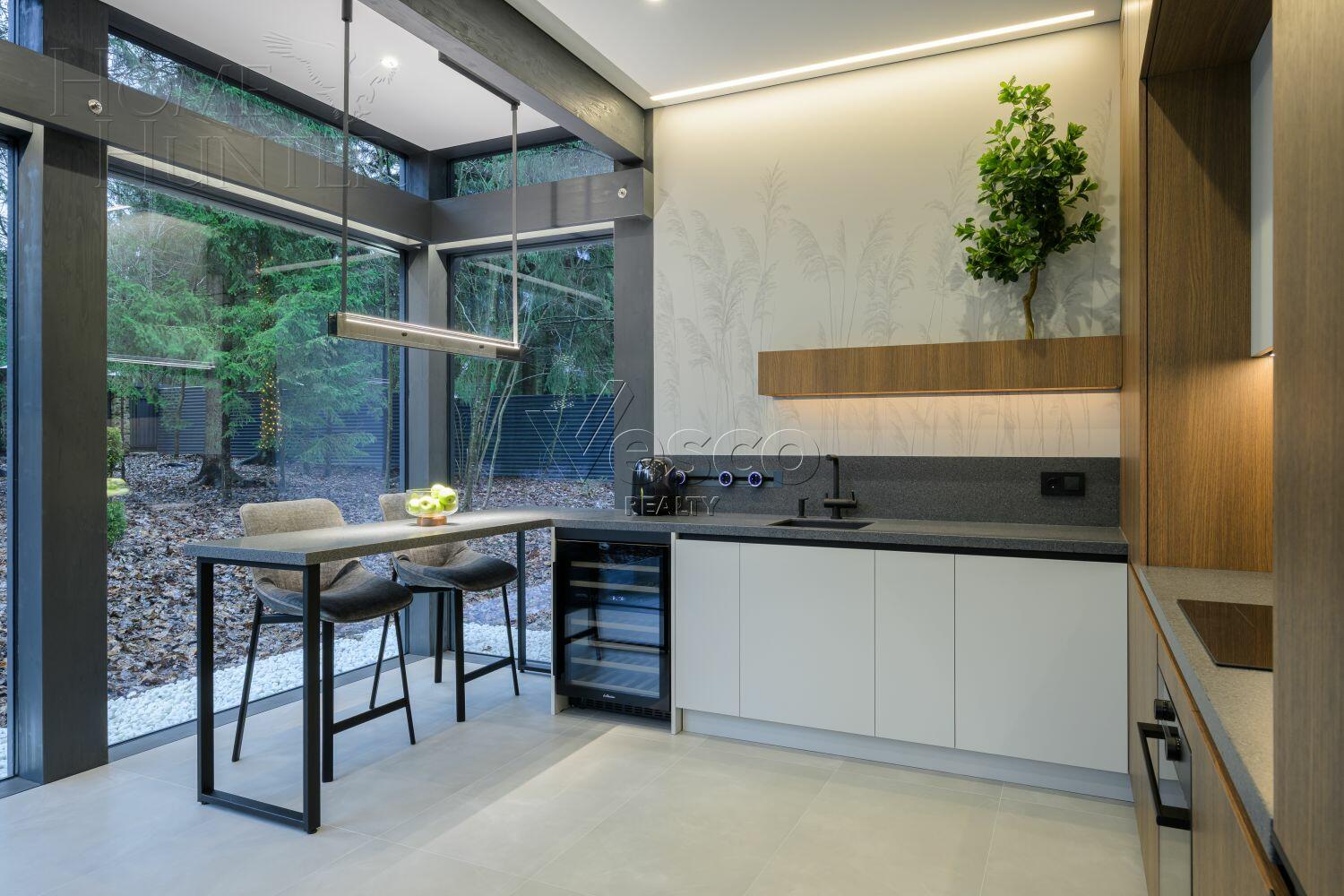 2-этажный коттедж 310 м² с отделкой