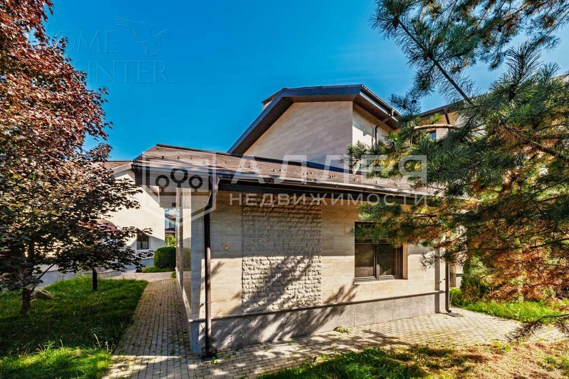 2-этажный коттедж 600 м² без отделки