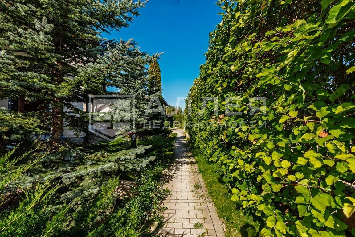 2-этажный коттедж 600 м² без отделки