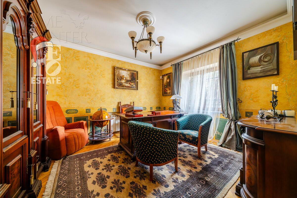 3-этажный коттедж 520 м² с отделкой