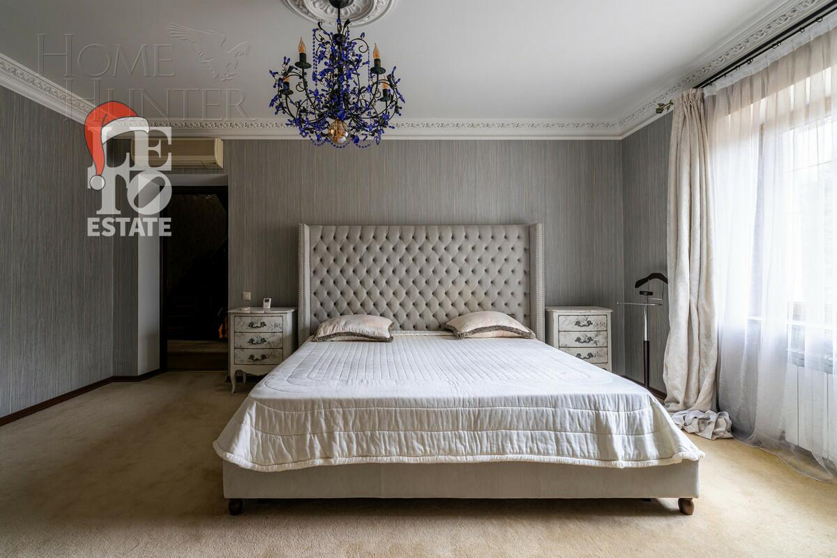 3-этажный коттедж 520 м² с отделкой