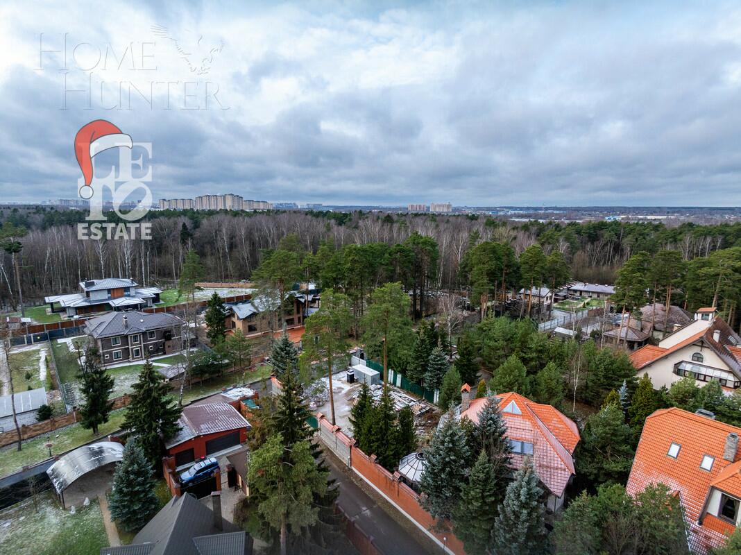 3-этажный коттедж 520 м² с отделкой