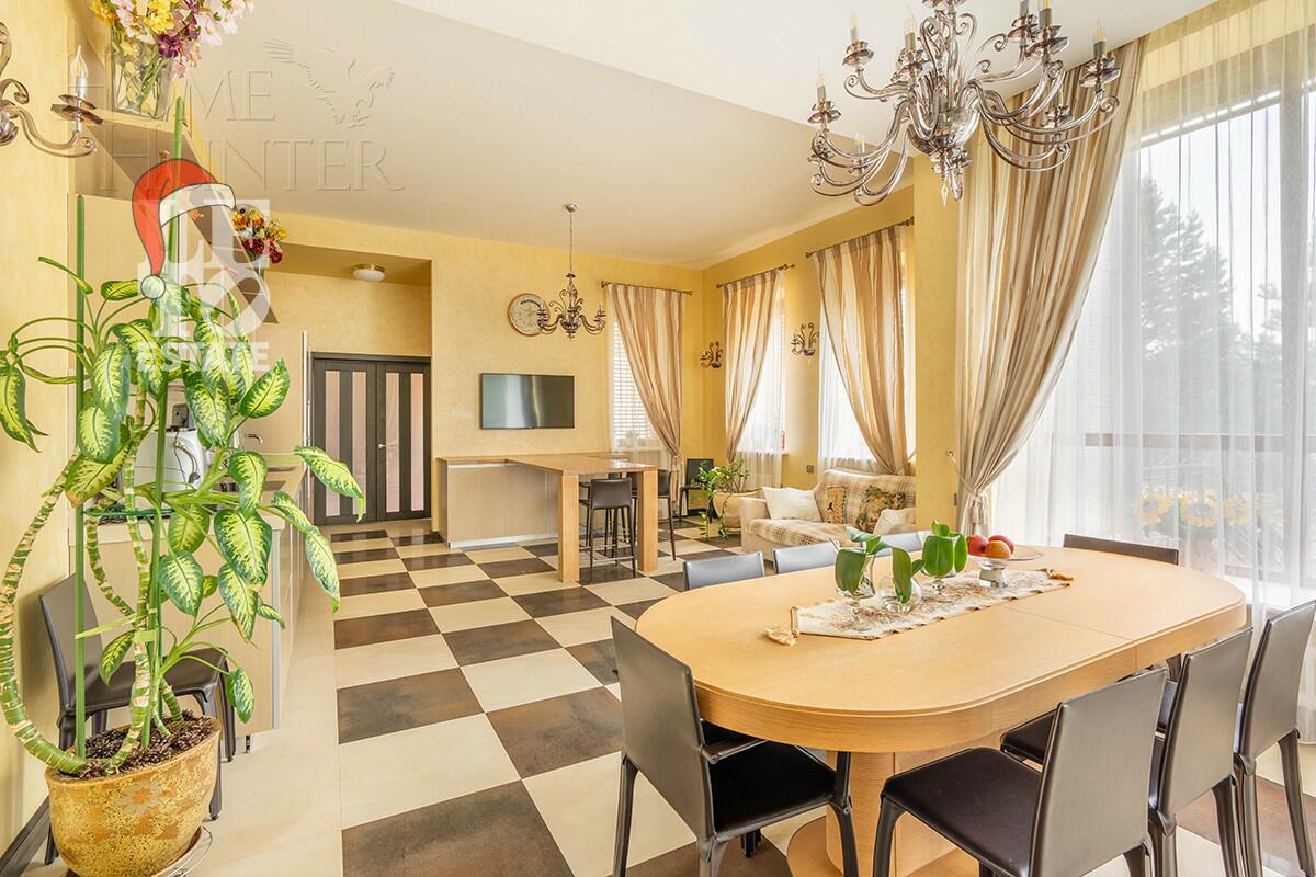 2-этажный коттедж 841 м² с отделкой