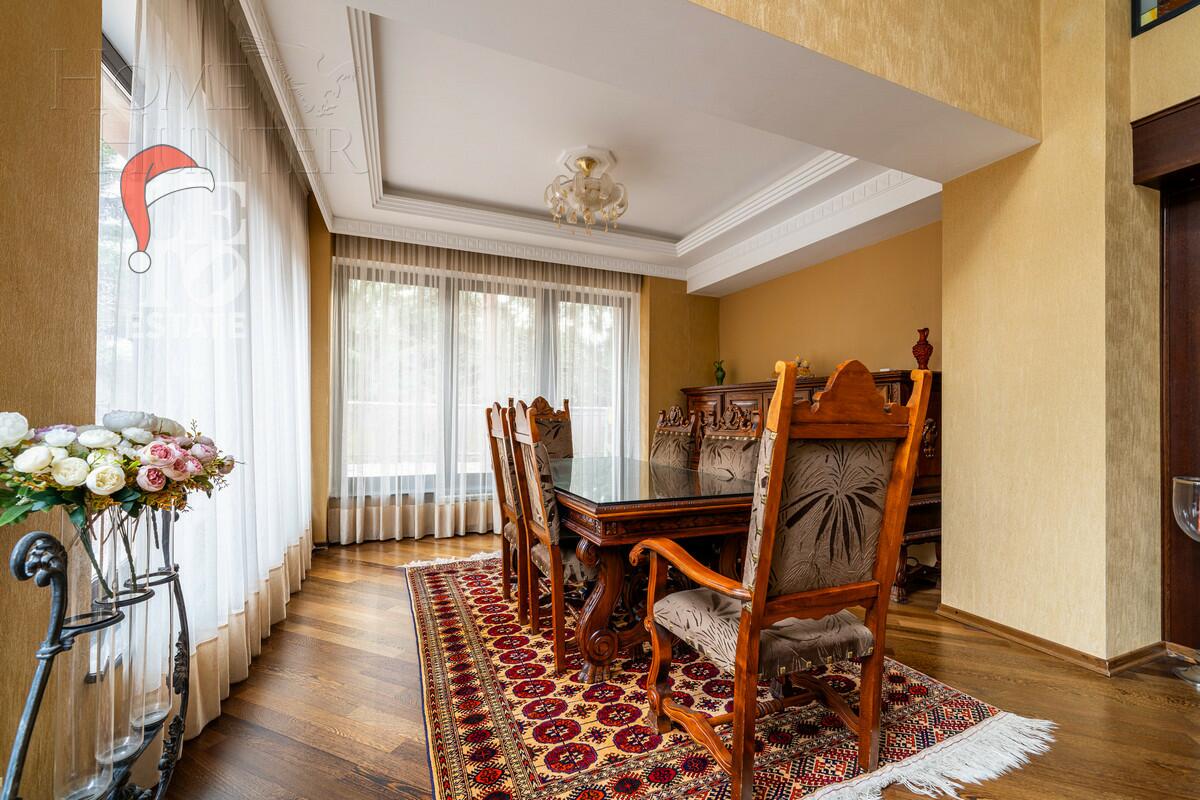 3-этажный коттедж 520 м² с отделкой