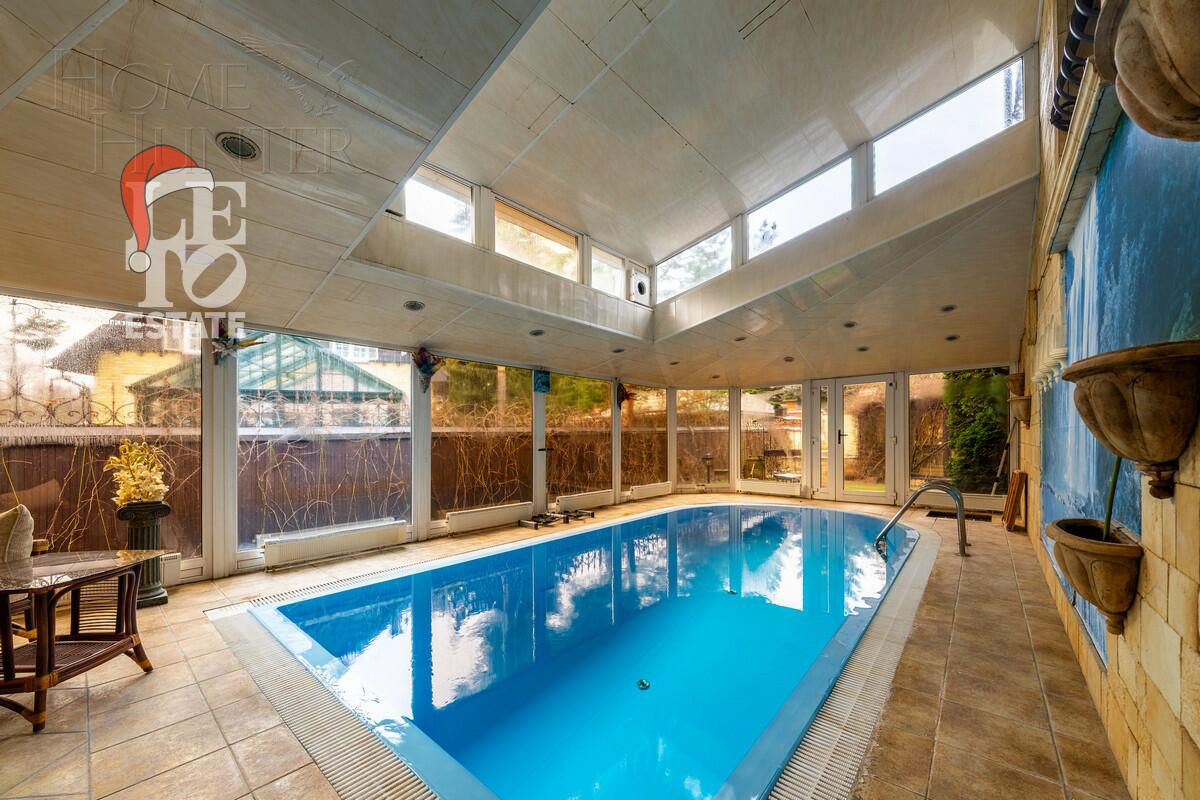 3-этажный коттедж 520 м² с отделкой