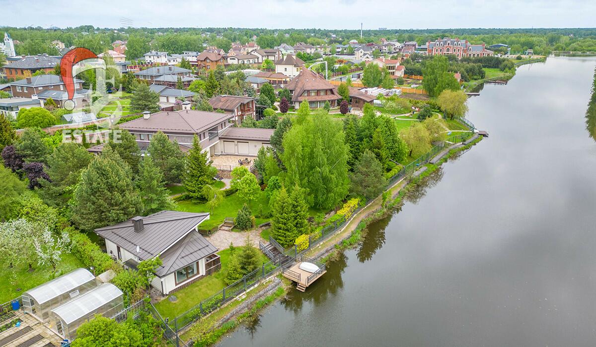 2-этажный коттедж 841 м² с отделкой