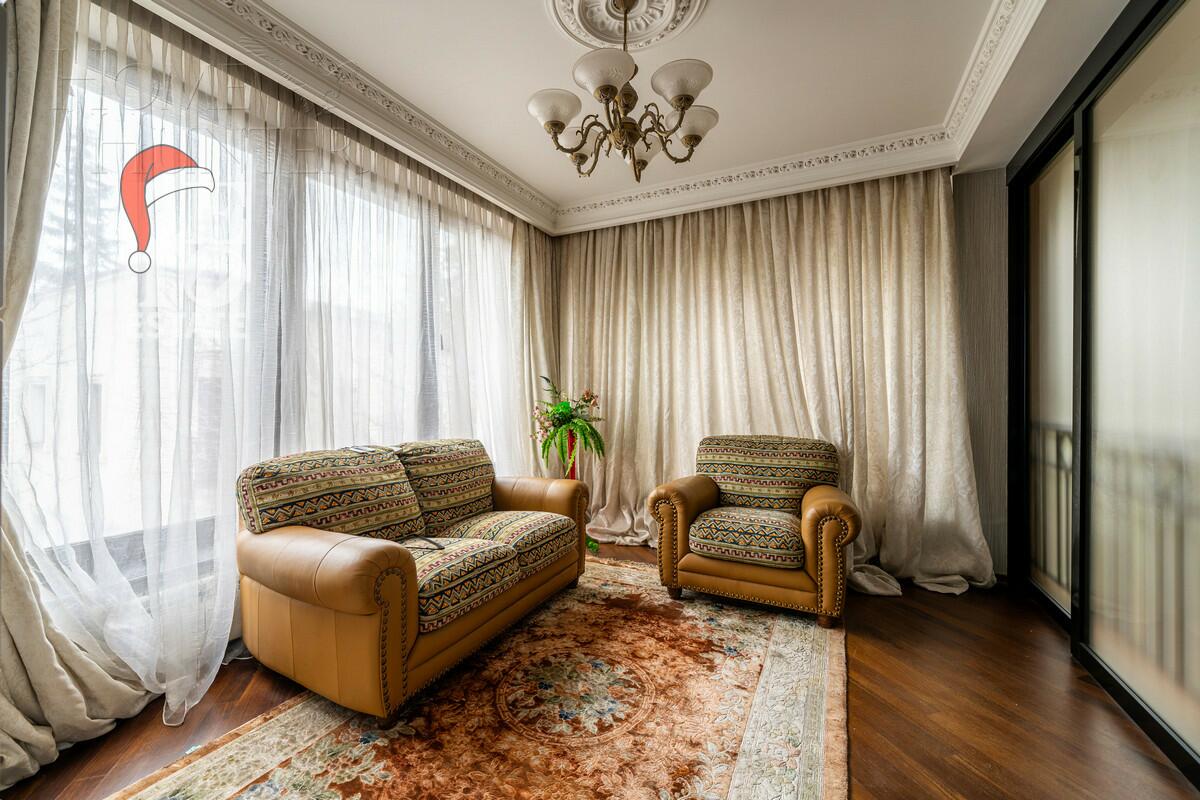 3-этажный коттедж 520 м² с отделкой