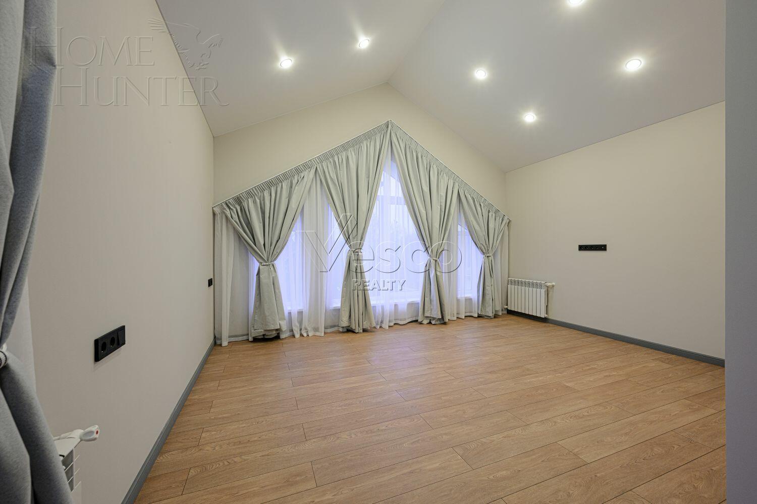 2-этажный коттедж 203 м² с отделкой