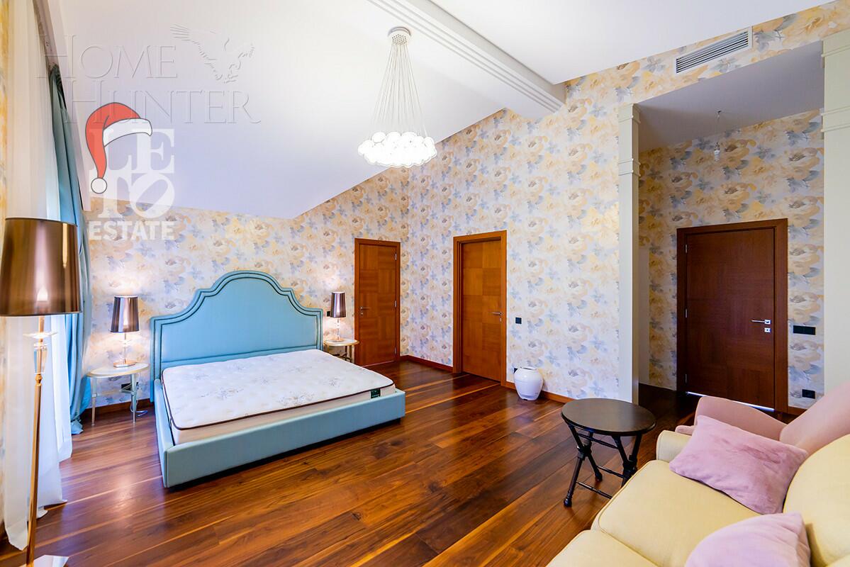 2-этажный коттедж 313 м² с отделкой