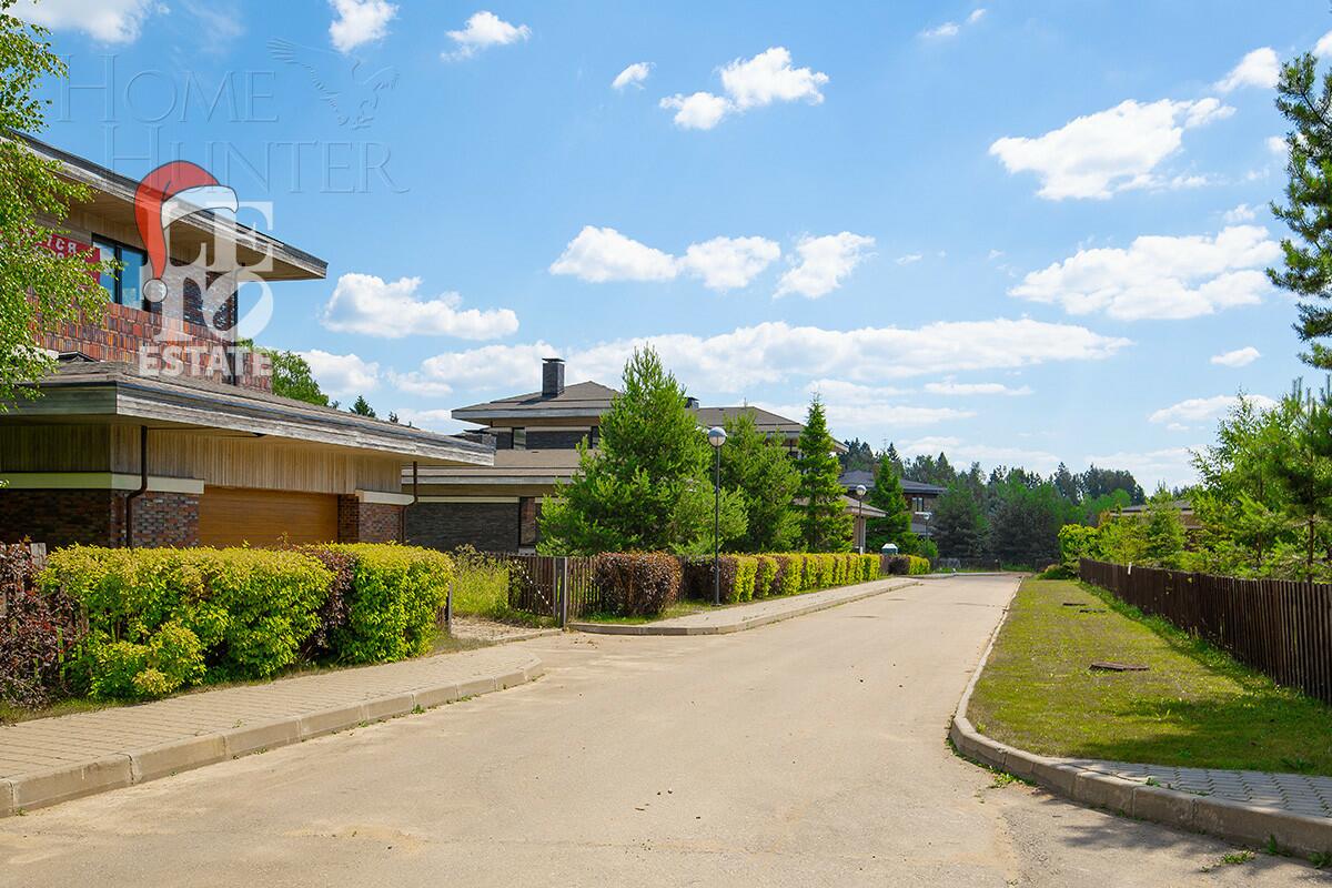 2-этажный коттедж 745 м² с отделкой