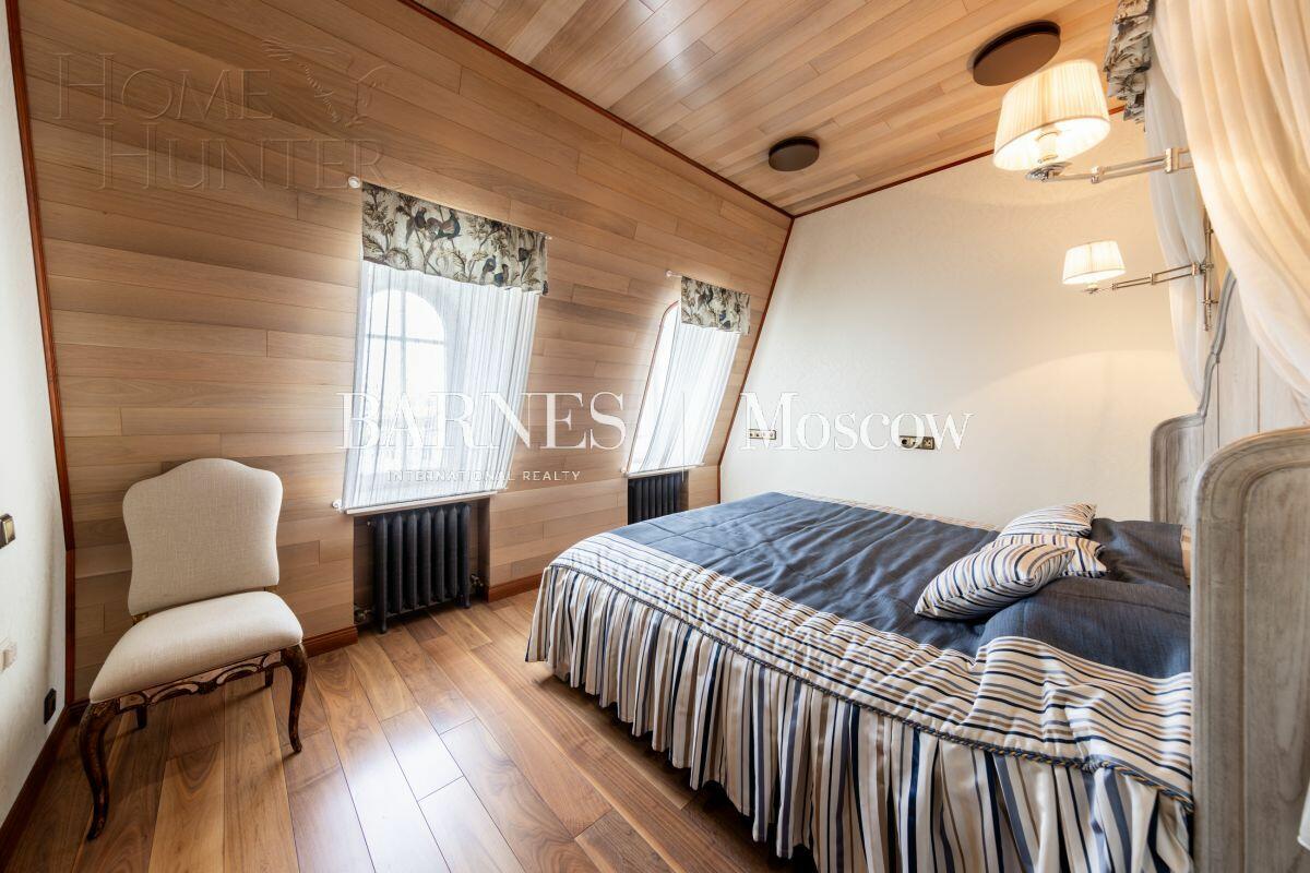 3-этажный таунхаус 395 м² с отделкой