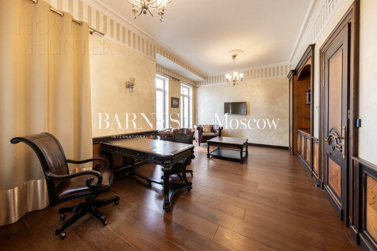 3-этажный таунхаус 395 м² с отделкой