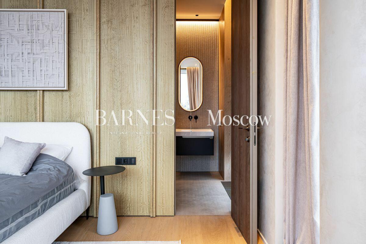 2-этажный коттедж 663 м² с отделкой