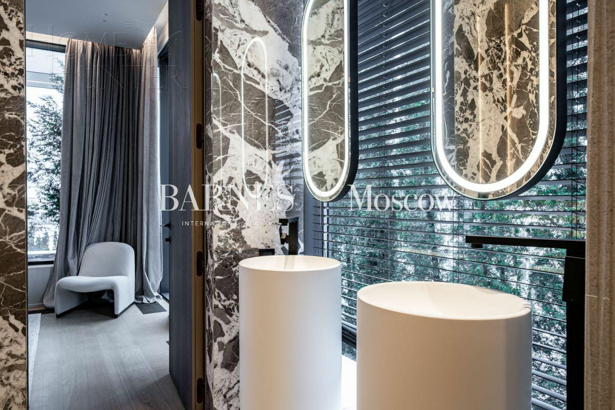 2-этажный коттедж 663 м² с отделкой