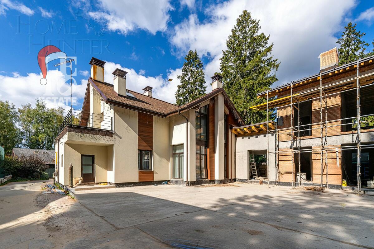 2-этажный коттедж 313 м² с отделкой