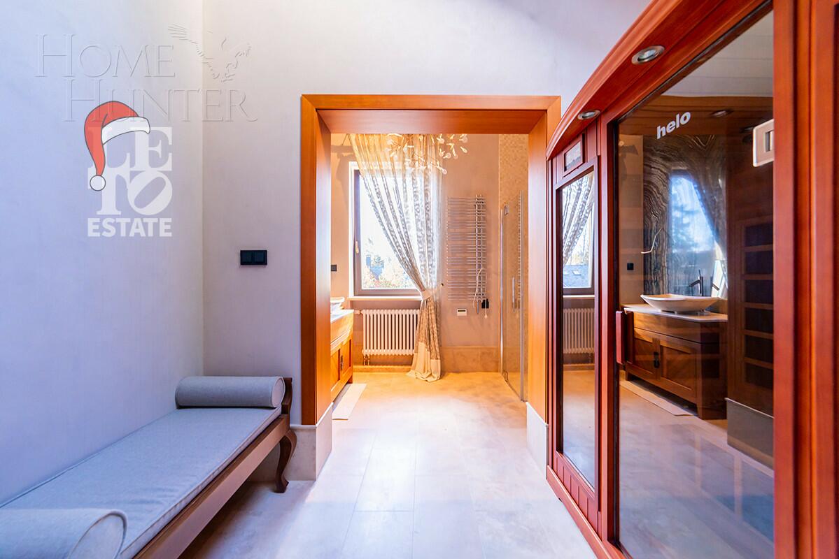 2-этажный коттедж 313 м² с отделкой